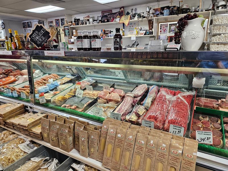 A Deli Counter That Earns Its Square Footage
