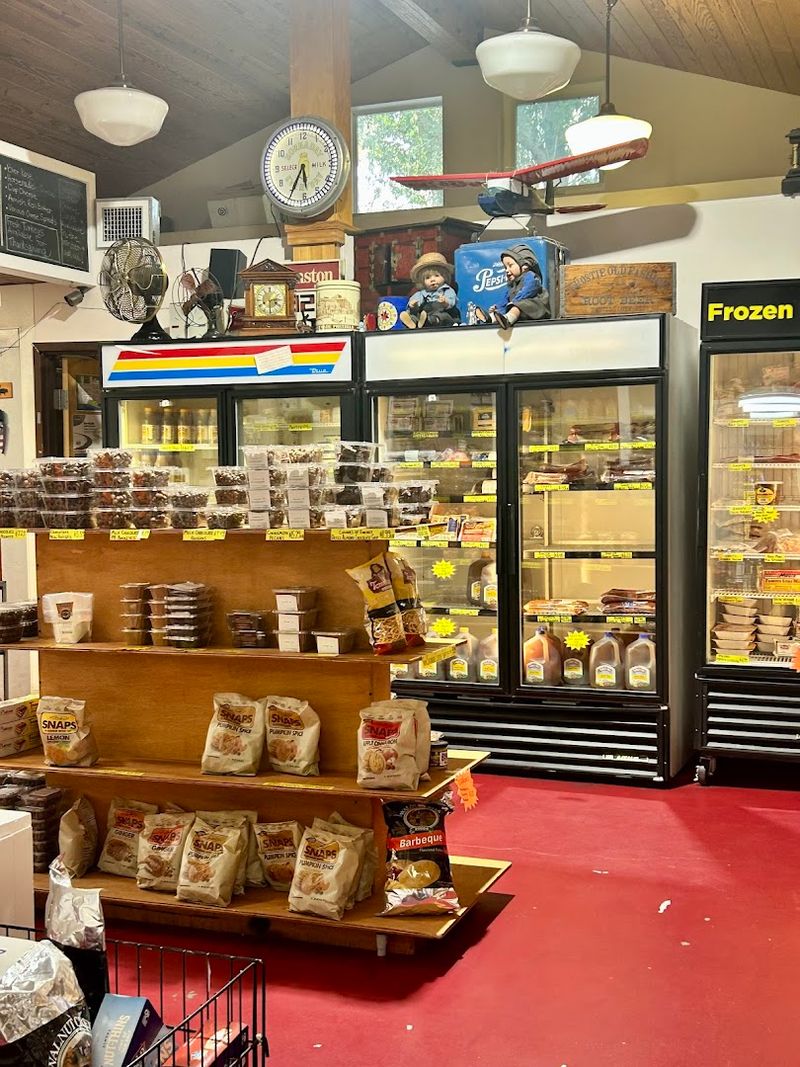 Why the Tuna Sandwich Has Its Own Fan Club