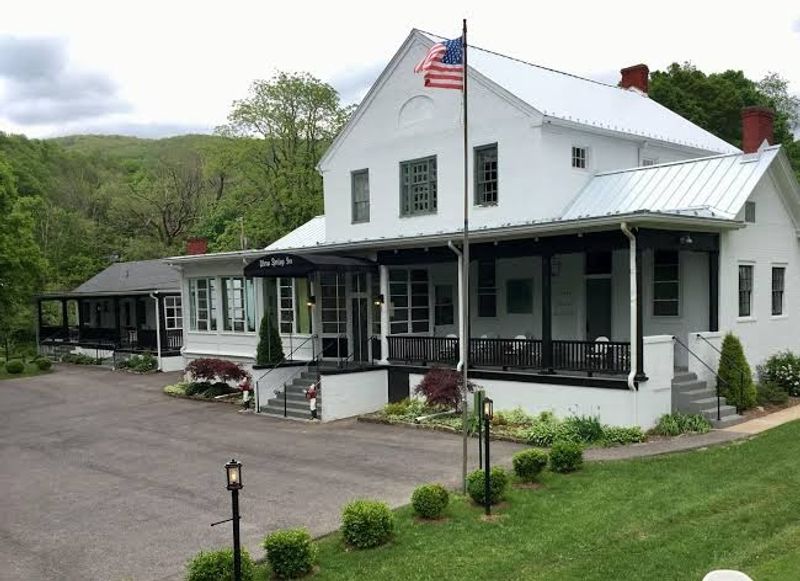 Staying At The Inn At Warm Springs For The Full Retreat Feel