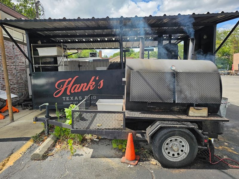 Why Hank's Texas BBQ Is The Real Deal In Columbus