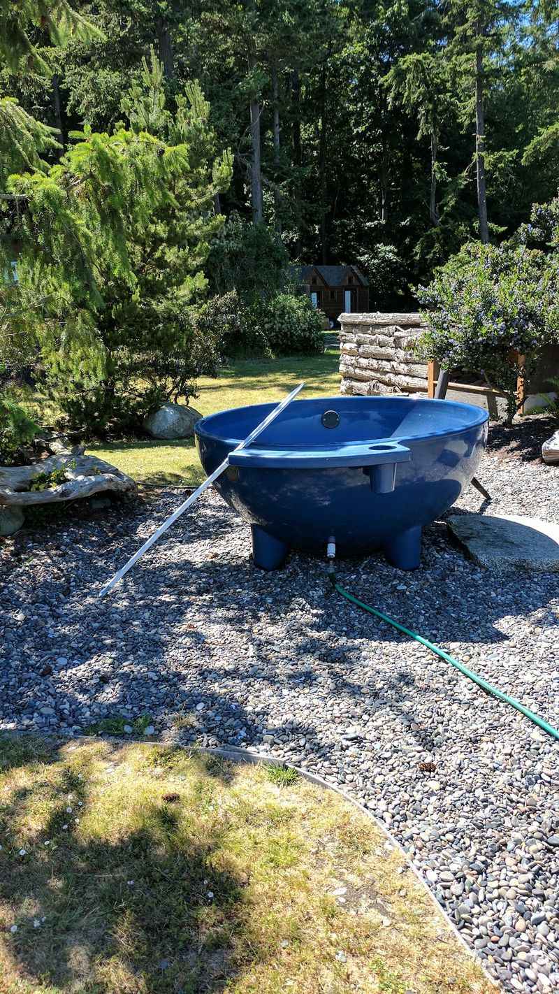 The Sauna and Hot Tub That Melt Stress Away