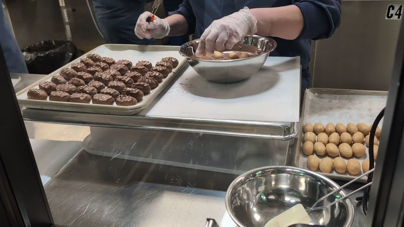 Chocolate Gets Made Right In Front Of You