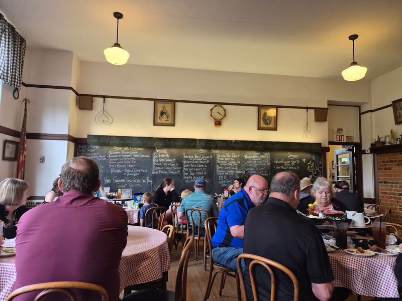 The Schoolhouse Restaurant, Camp Dennison