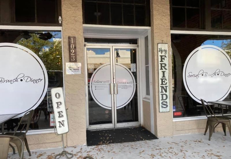 The Ambiance: Brick Walls, Cozy Corners, And Good Energy