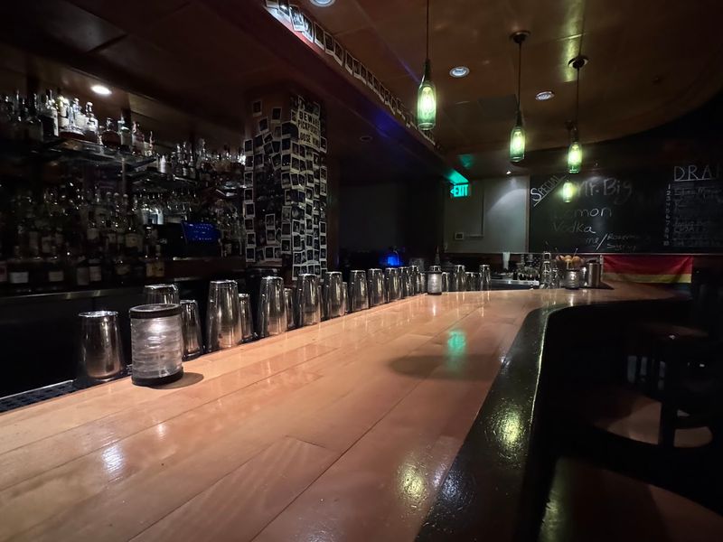 A Speakeasy Atmosphere That Feels Genuinely Earned