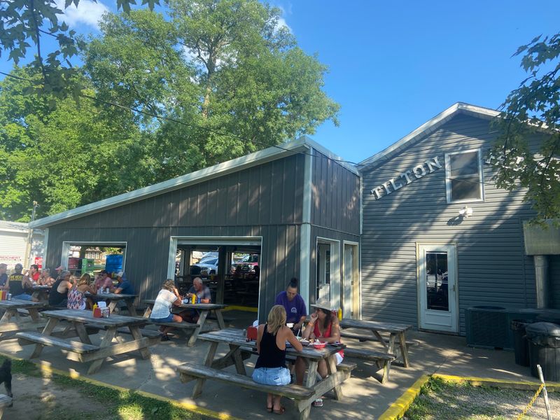 Atmosphere and Crowd