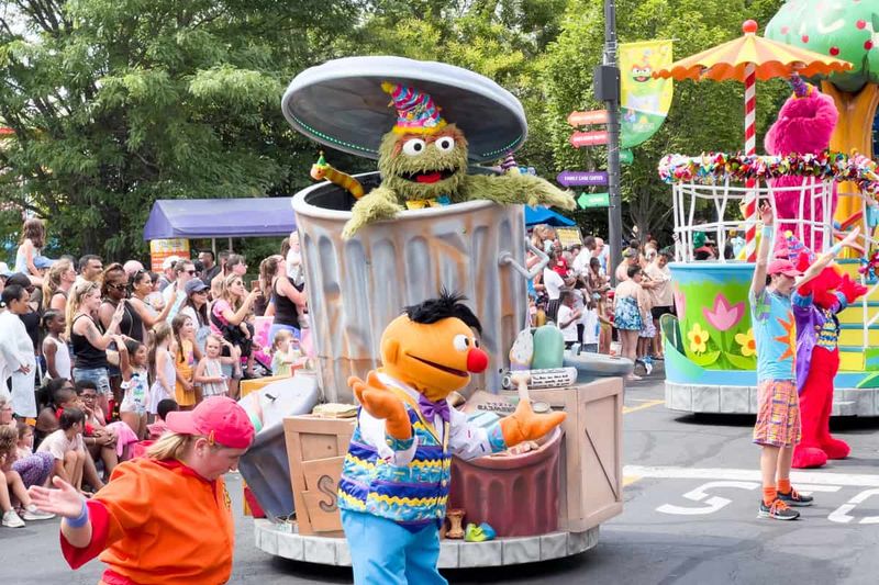 The Sesame Street Parade Brings The Show To Life The Sesame Street Parade Brings The Show To Life