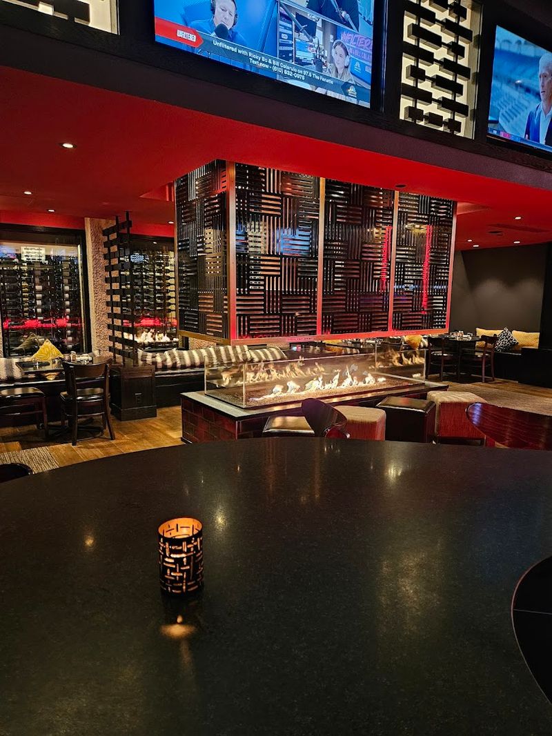 Live Music Sets the Mood Without Overpowering Conversation