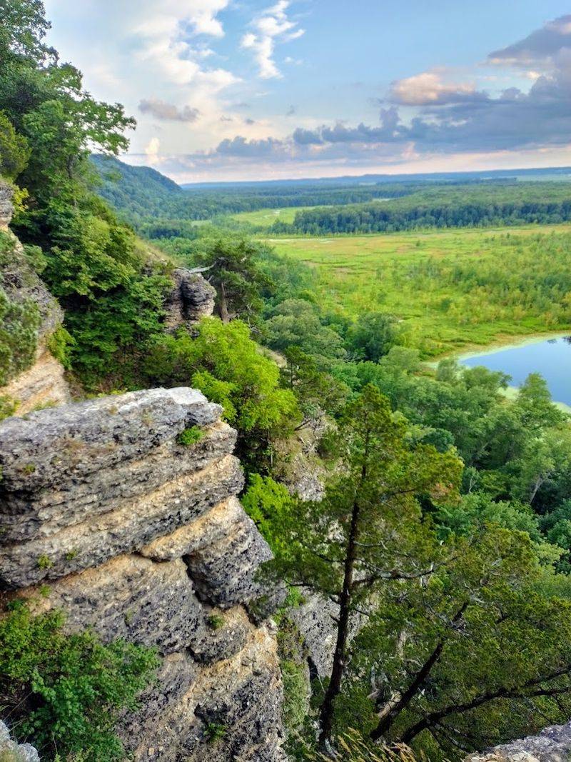 The Setting That Defies Illinois Stereotypes