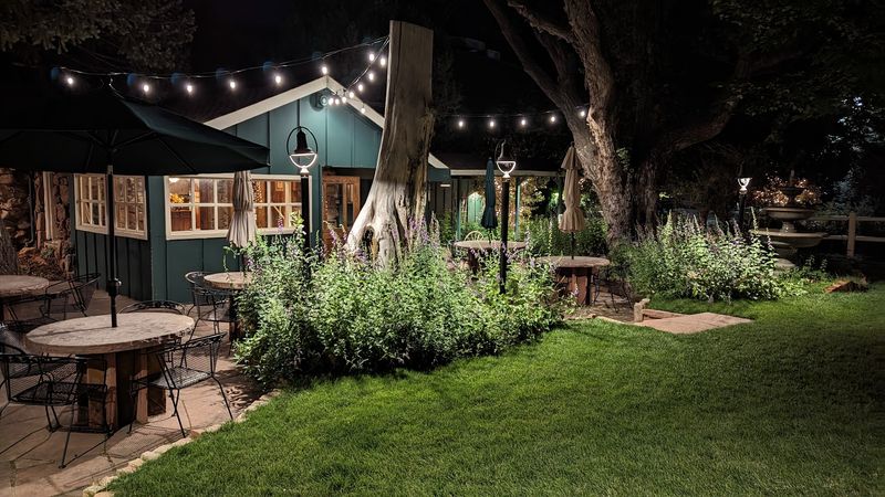 A Midday Plan That Practically Plans Itself