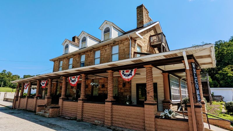 Stone House Restaurant & Inn — Farmington, PA