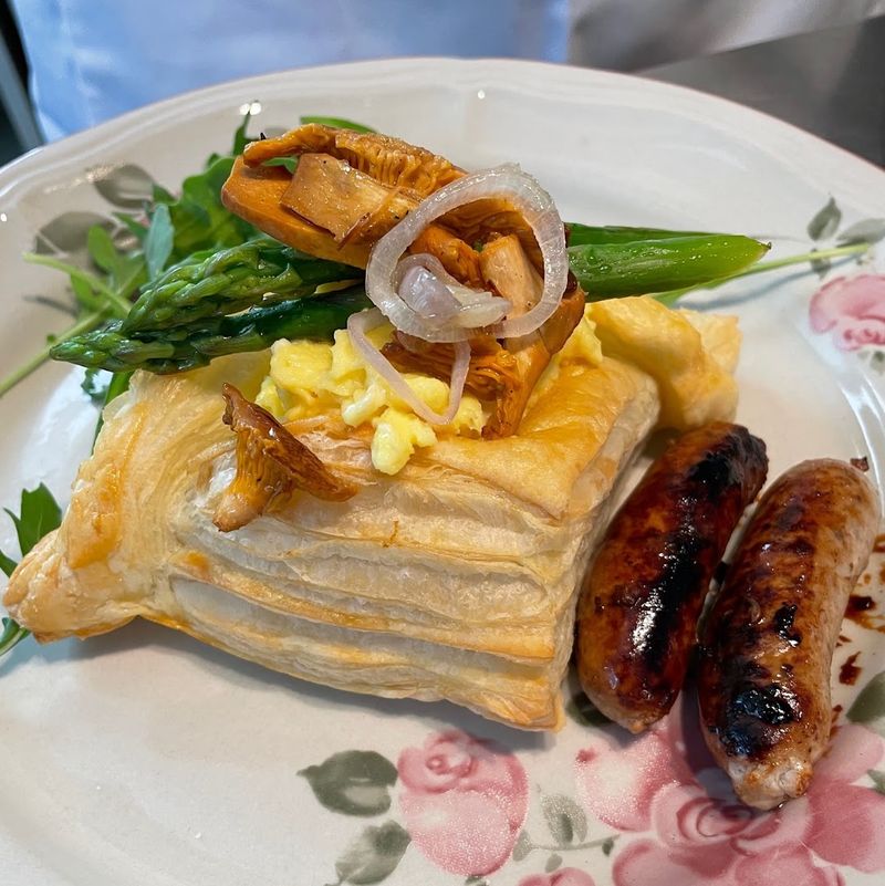The Seven-Course Breakfast That Guests Cannot Stop Talking About The Seven-Course Breakfast That Guests Cannot Stop Talking About
