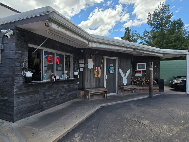 Mr. Fish Market & Grill