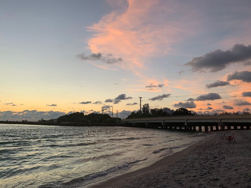 Strong Currents And Smart Choices