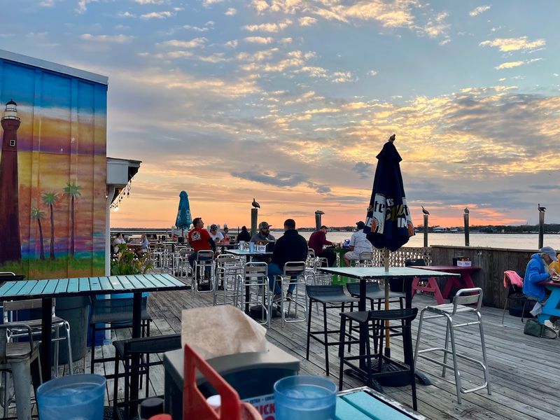 A Waterside Location That Sets The Mood Perfectly