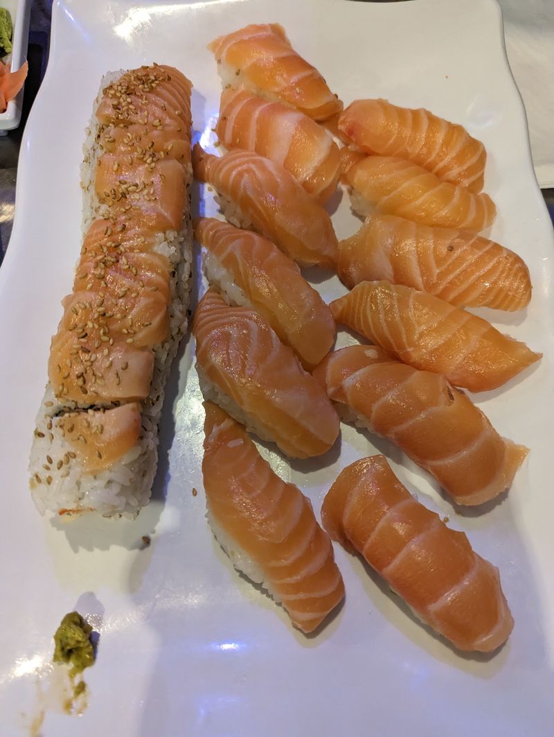  Clean Lines, Bright Fish