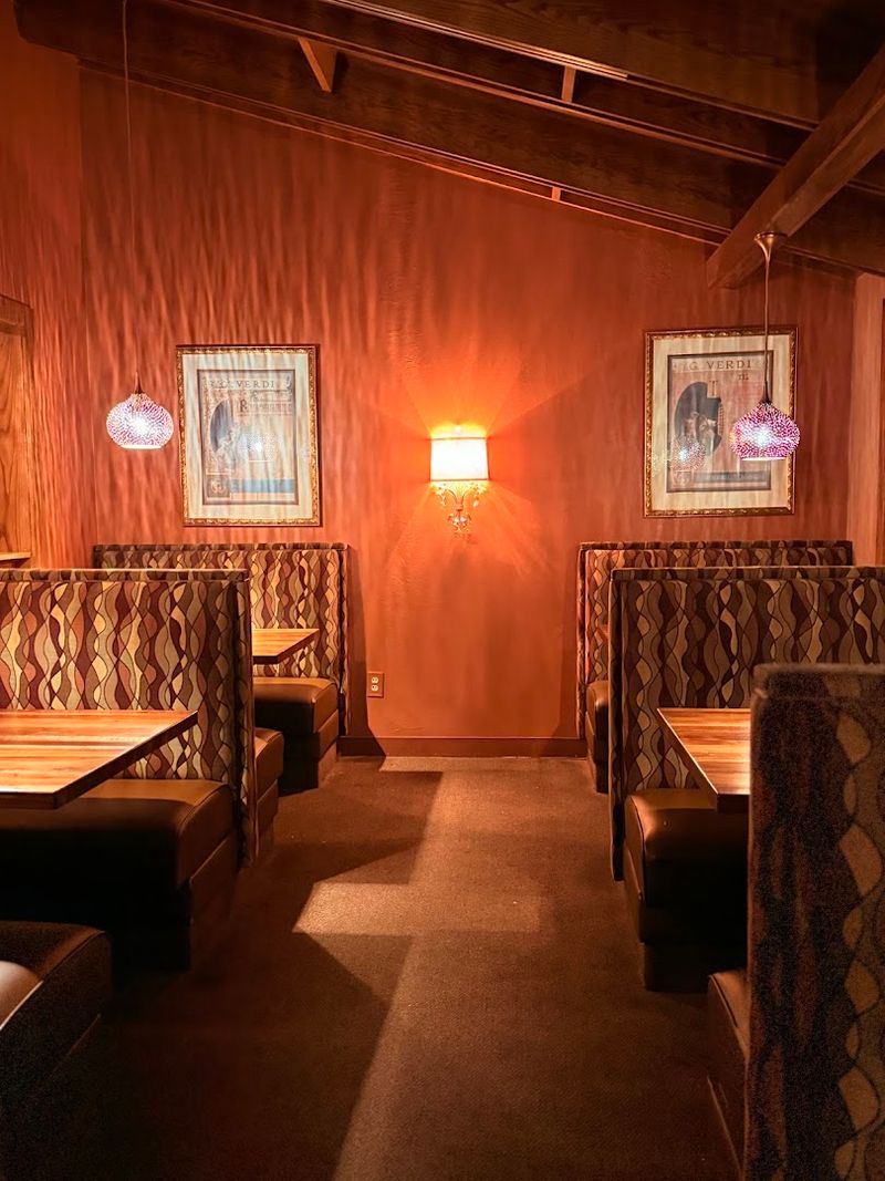 The Atmosphere Inside The Restaurant