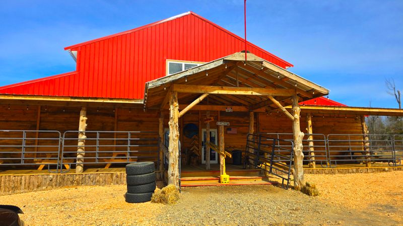 Hillbilly Slim’s, Witts Springs