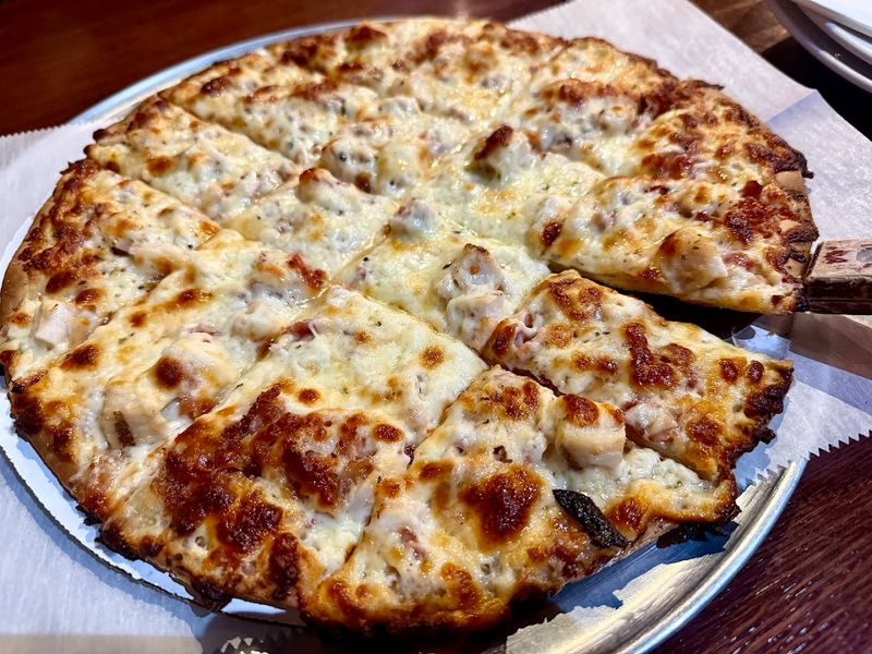Zazzo's Pizza & Bar - Darien