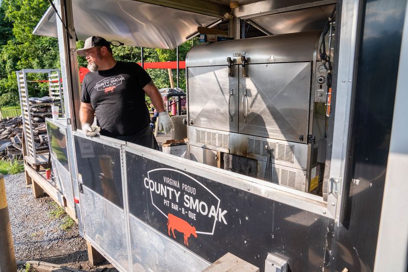 County Smoak, Lynchburg