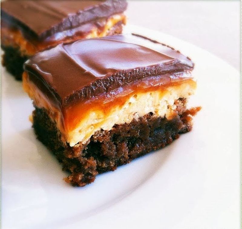 The Snickers Brownie That Wrecks Every Candy Bar Comparison The Snickers Brownie That Wrecks Every Candy Bar Comparison