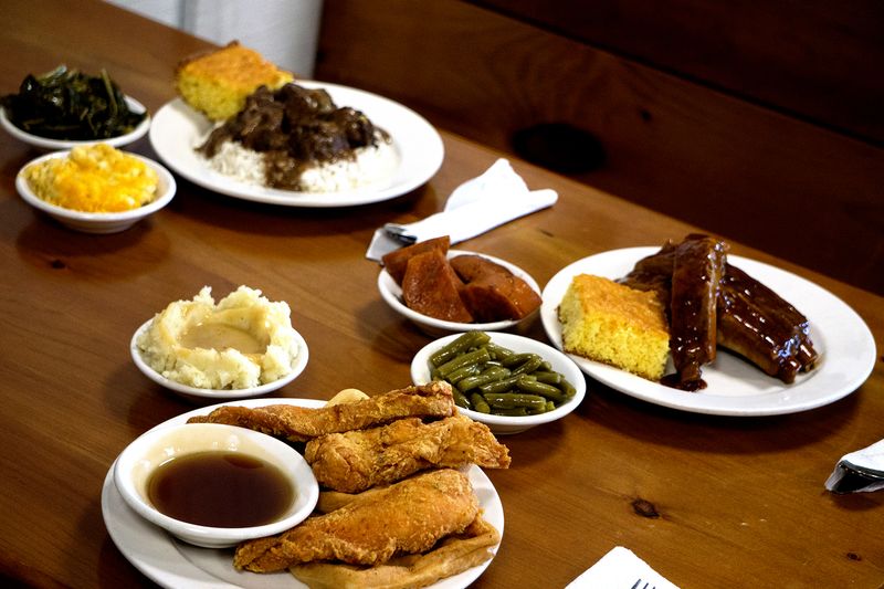 Shut Em Down Authentic Southern Restaurant – Jacksonville