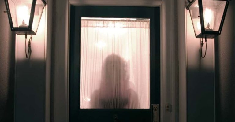 The Spooky New York Ghost Tour Locals Say Is Worth Every Scream