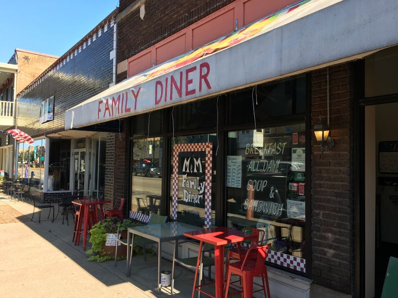 M&M Family Diner – Logan, Ohio