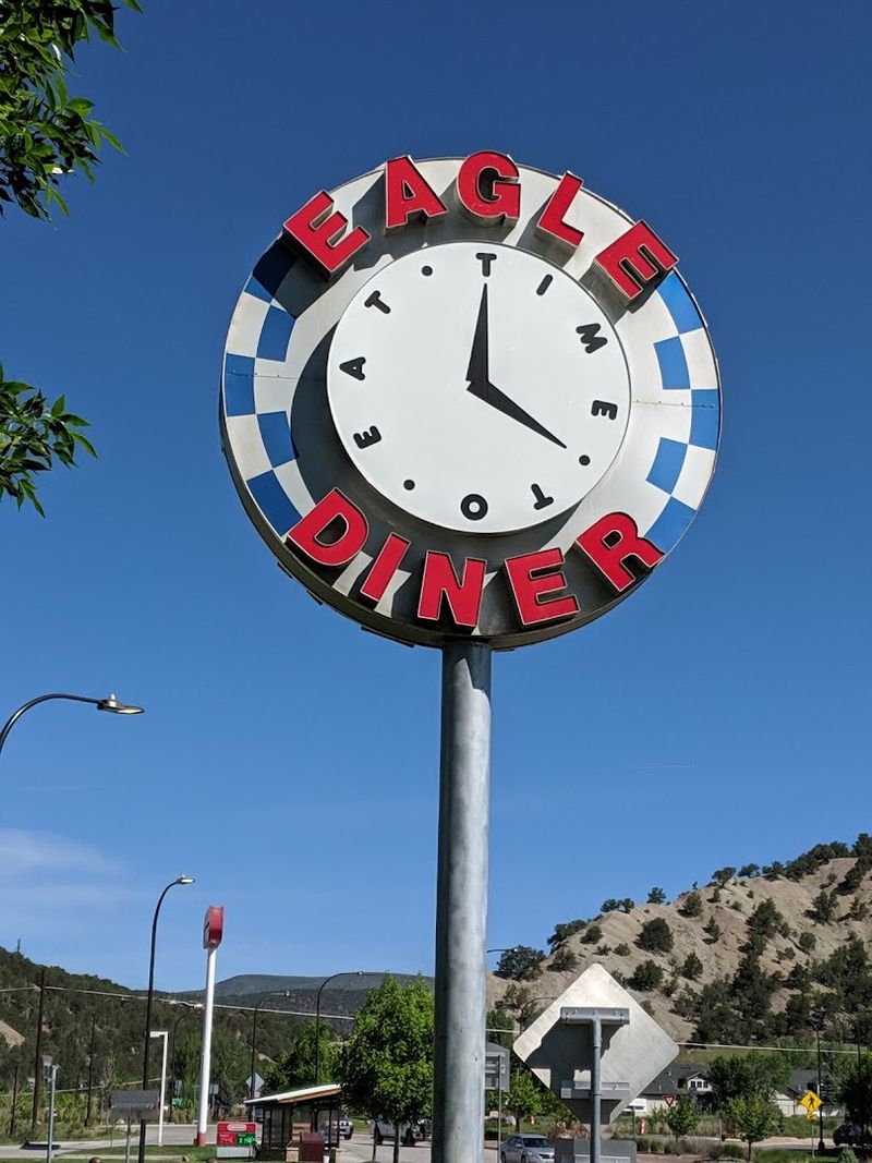 Planning Your Stop Like A Seasoned Road-Tripper