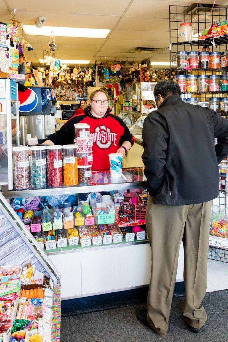 The Atmosphere That Feels Like a Roadside Attraction and a Neighborhood Staple at Once