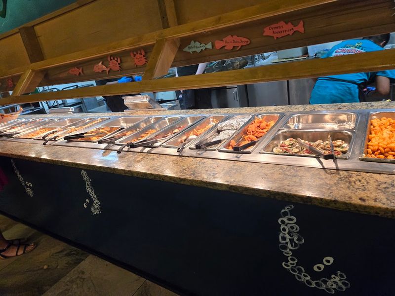 A Buffet Spread That Goes Way Beyond Seafood