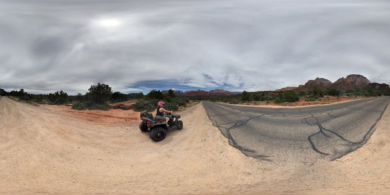 Vultee Arch Trail: A Sandstone Surprise
