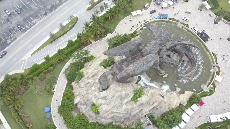 The Statue Depicts A Classic Mythological Battle Frozen In Time
