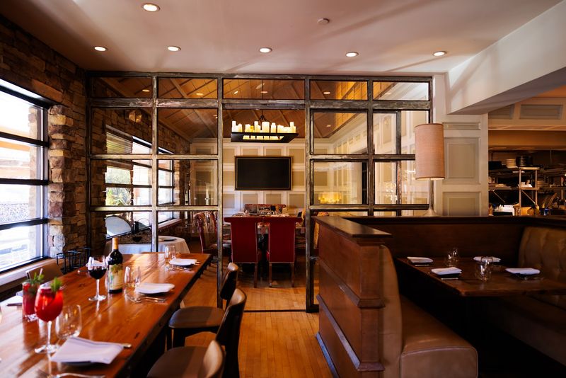 The Stone House Restaurant & Inn