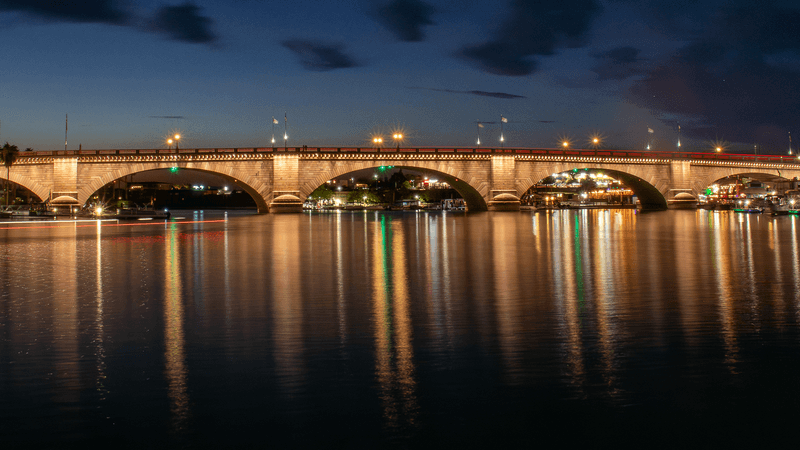 The Story Behind London Bridge In The Desert