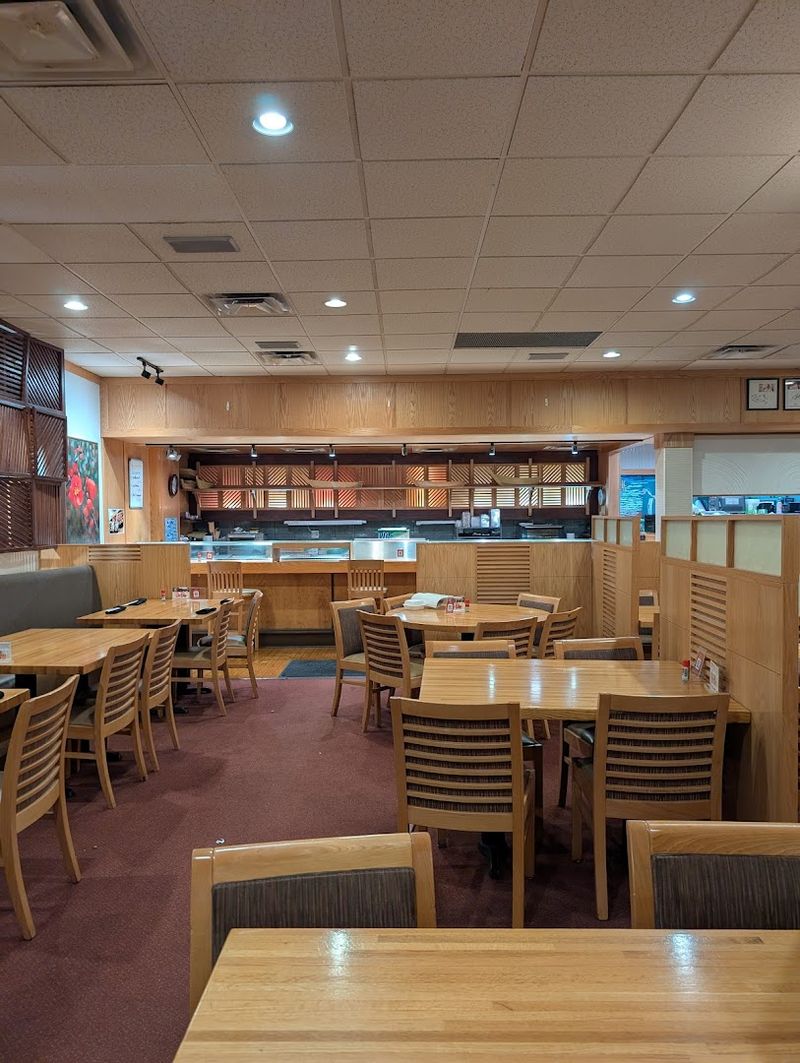 The Atmosphere: Understated, Comfortable, and Surprisingly Packed