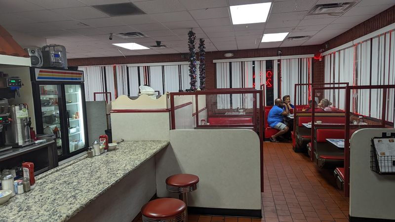 The Diner Setting That Feels Like Home