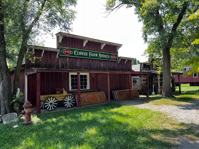 The Story Behind The Storefronts The Story Behind The Storefronts