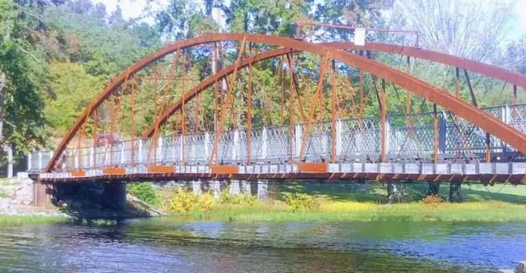 The Stunning Views At This Tucked-Away Bridge In Arkansas Will Captivate You
