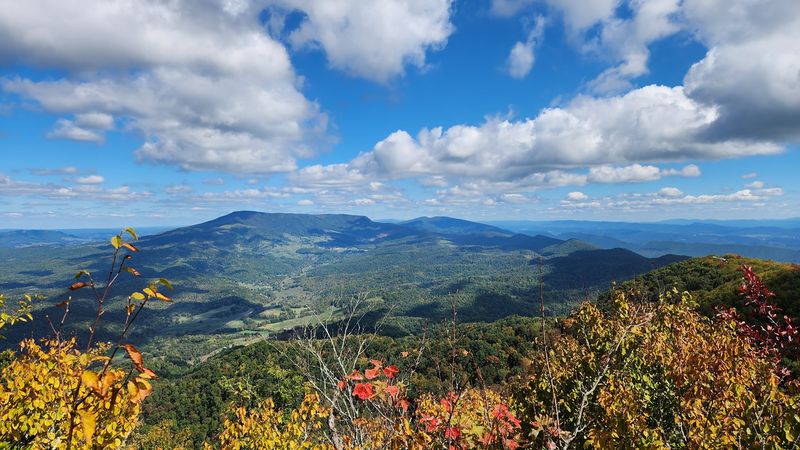 The Summit Views That Stop You Cold The Summit Views That Stop You Cold