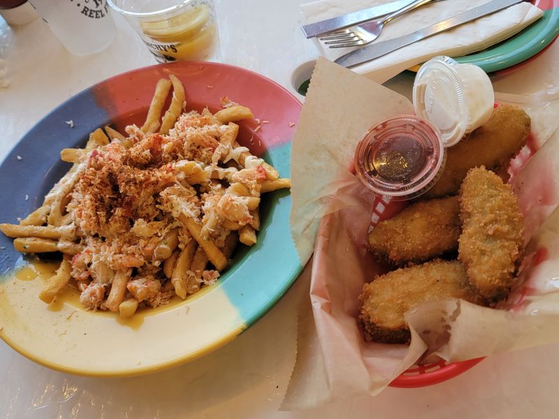 Pairings That Lift The Fry