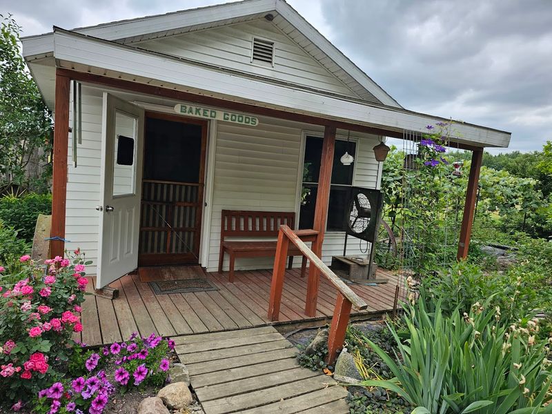 Amish Country Bakery