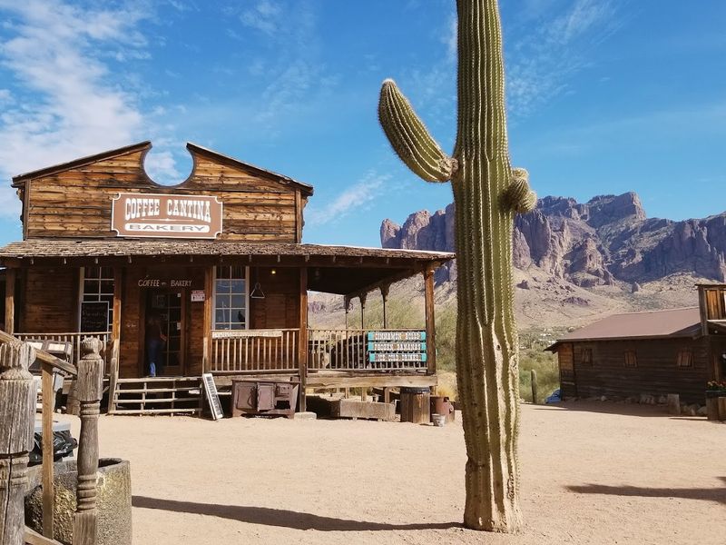 Goldfield Ghost Town's Rich 1890s Gold Rush History