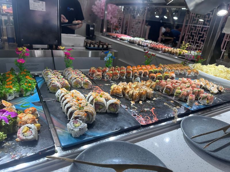 The Sushi Bar That Keeps Rolling