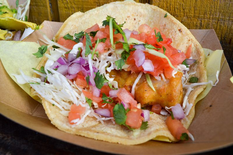 Oscar's Mexican Seafood: Ocean-Fresh Tacos That Redefine Seafood