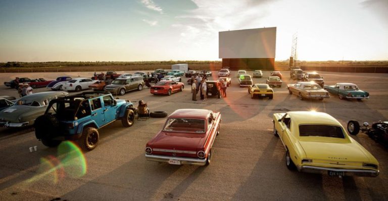 The Texas Drive-In Theater That Brings The Golden Age Of Movies Back To Life