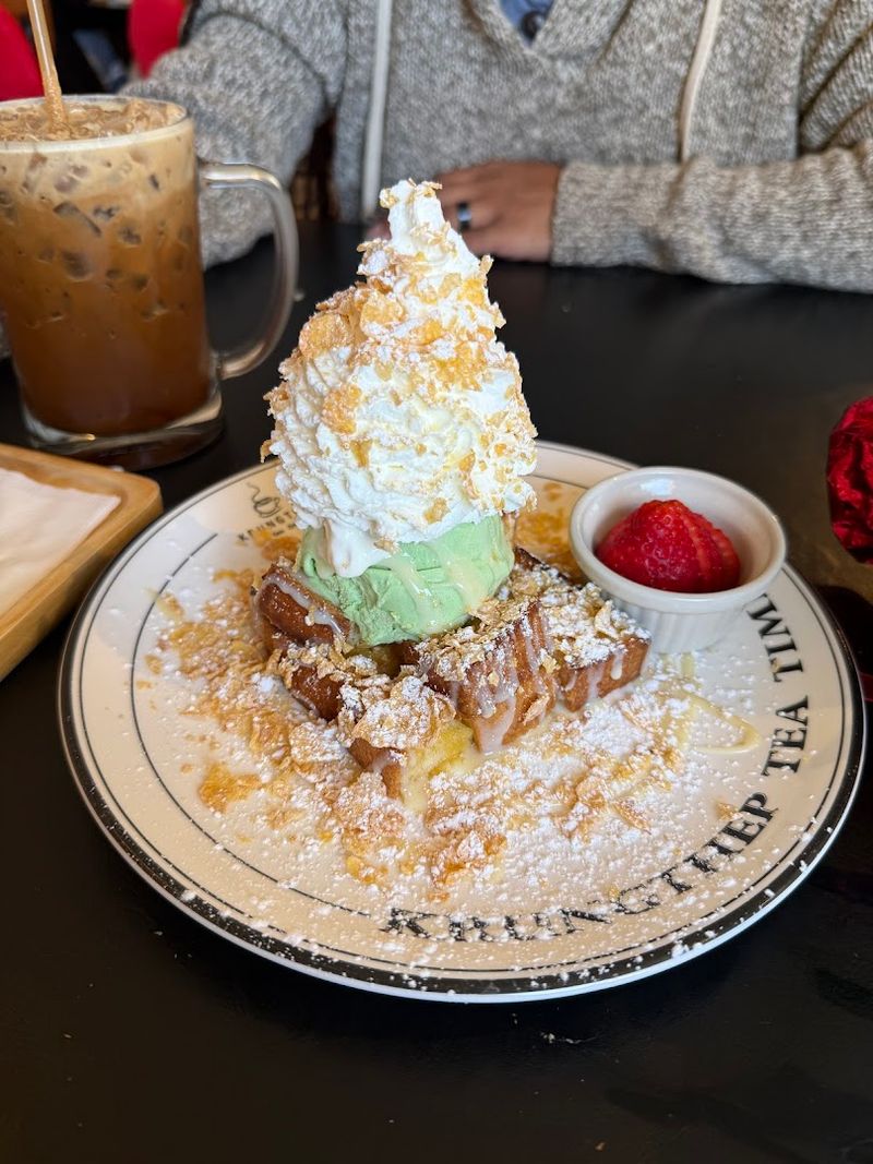 Fresh Salads That Surprise You With Every Bite