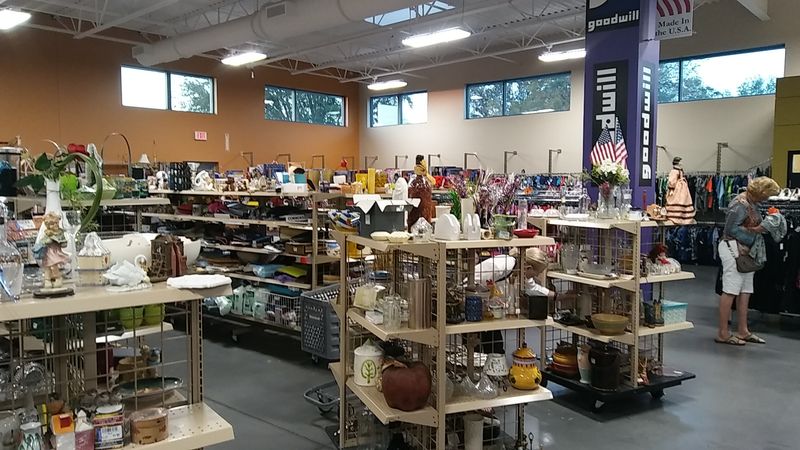 Goodwill Superstore, Mount Dora