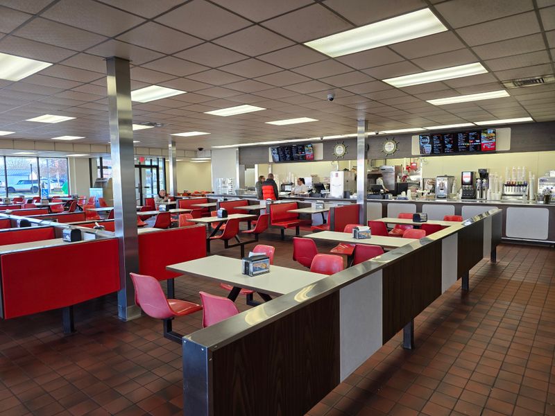 Kewpee Hamburgers, Lima