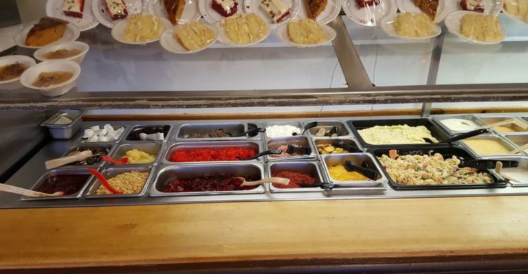 The Timeless Virginia All-You-Can-Eat Buffet Locals Still Talk About